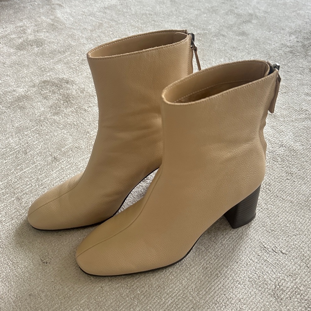 Tan leather heeled ankle boots from Mango (EUR 38/US 7.5)